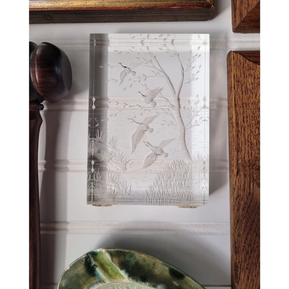 Moody vintage decor ✨️ - Picture 8 of 9